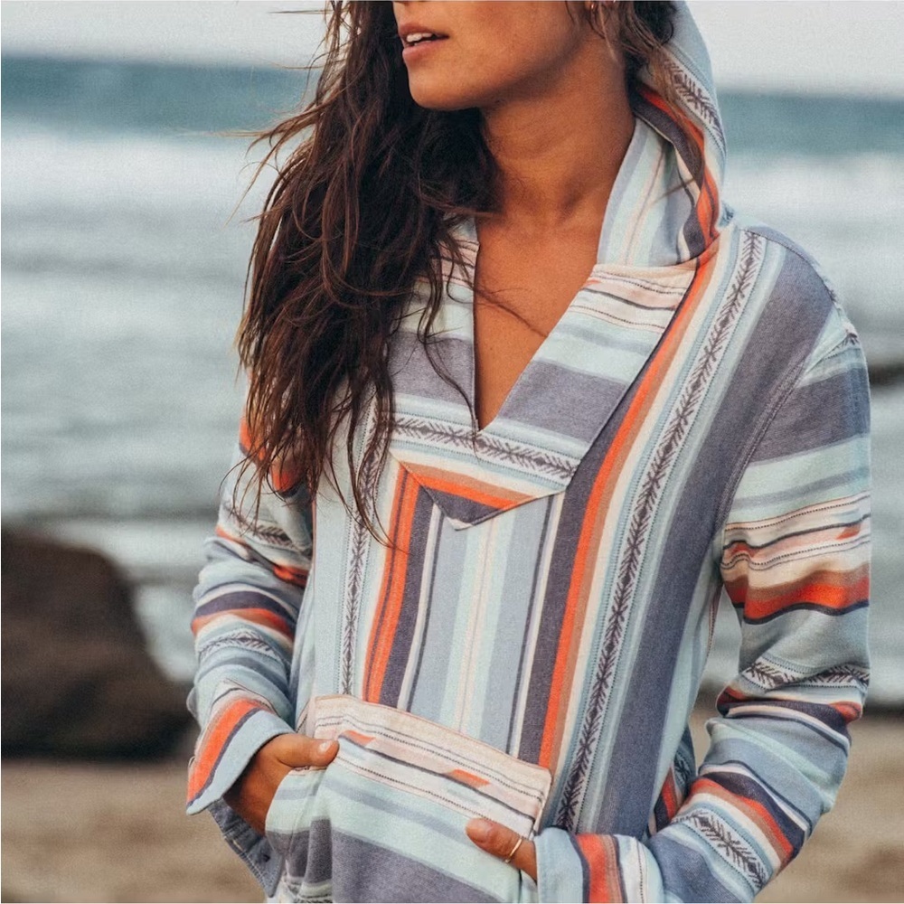 Faherty Baja Poncho